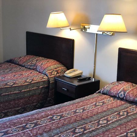 Westwind Motor Inn Drayton Valley 外观 照片